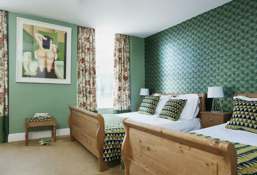 Трехместный Номер Deluxe, The Townhouse Strand