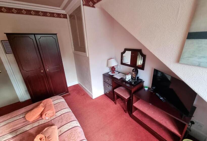 Standard room with outdoor bath, The Jays Guest House