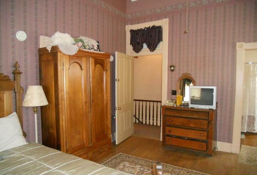 디럭스 스위트, Landmark Inn At The Historic Bank Of Oberlin