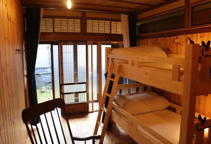 Номер Стандарт, Hostel Fish In A River