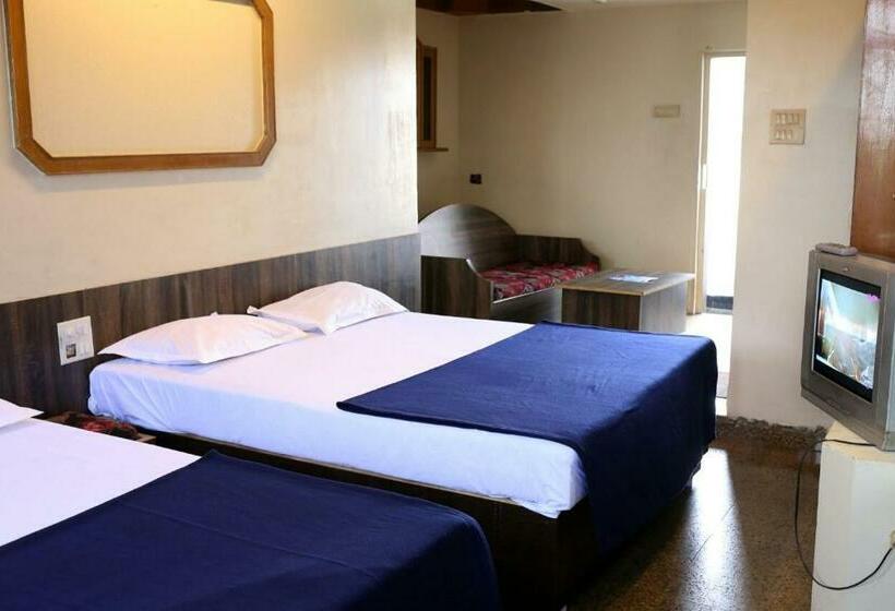 Четырехместный Номер Deluxe, Viva Guest House