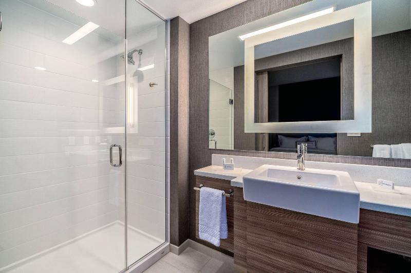 Люкс Кровать Кинг, Springhill Suites By Marriott Oakland Airport