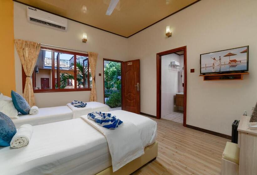 ویلای سوپریور 1 خوابه, Sea View Villa Ukulhas