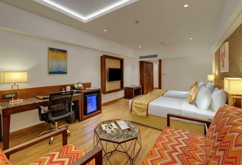 Номер Стандарт, The Fern Residency, Satara Maharashtra