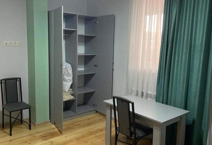 Номер Стандарт Вид на Сад, Ashtarak Garden Guesthouse