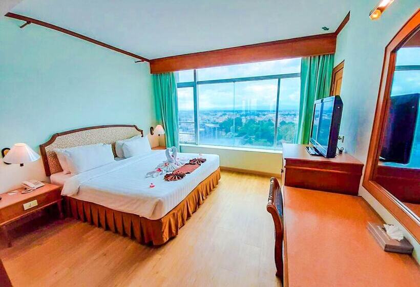 Люкс, Yannaty Hotel Halal