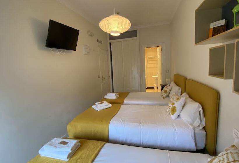 غرفة قياسية ثلاثية, Insidehome Valladolid Centro  Hab Con Baño Privado En El Centro Y Opcion De Parking