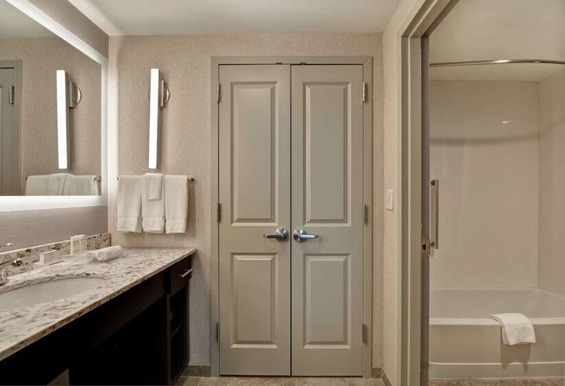 Люкс, Homewood Suites By Hilton Poughkeepsie