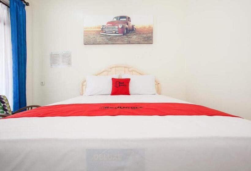 Номер Economy, Reddoorz @ Panglima Sudirman Probolinggo