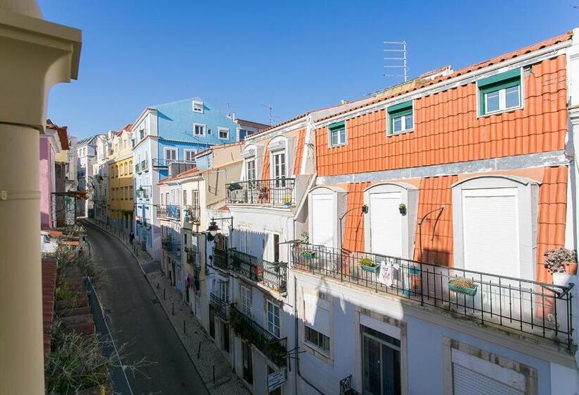 سوییت جونیور با بالکن, Suites Amália Guesthouse Near Rossio Square