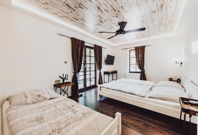 豪华三人间, Resort Mlýn černovice