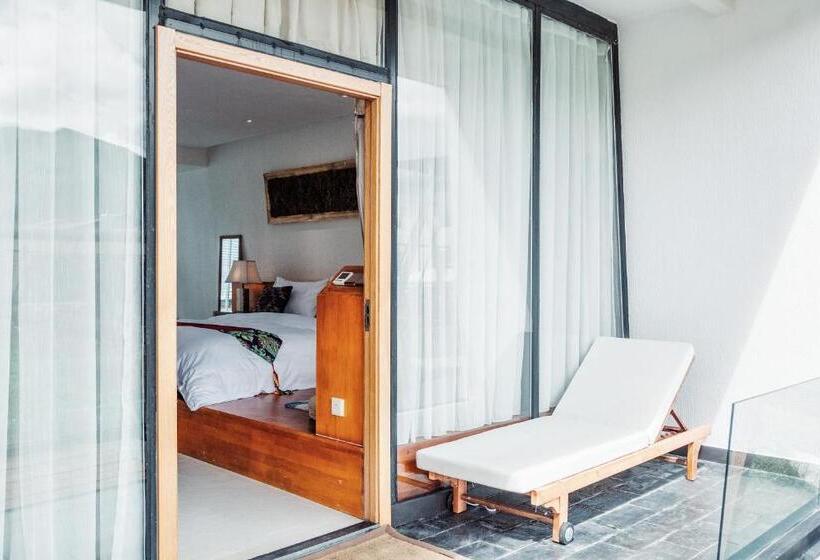 Стандартный Номер Кровать Кинг, Shangri La Salloi Rustic Luxury