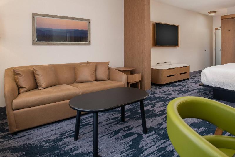 스위트 킹사이즈 침대, Fairfield Inn & Suites By Marriott Wenatchee