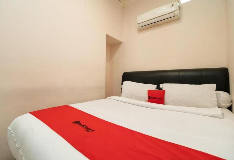 스탠다드 룸, Reddoorz At Fella Homestay Medan