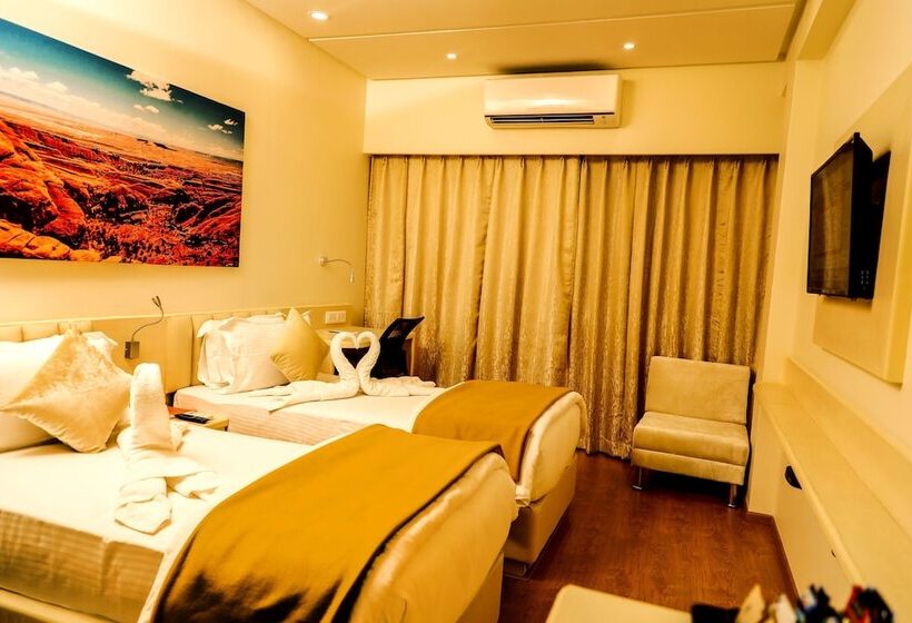Номер Deluxe, Kyriad Hotel Nashik