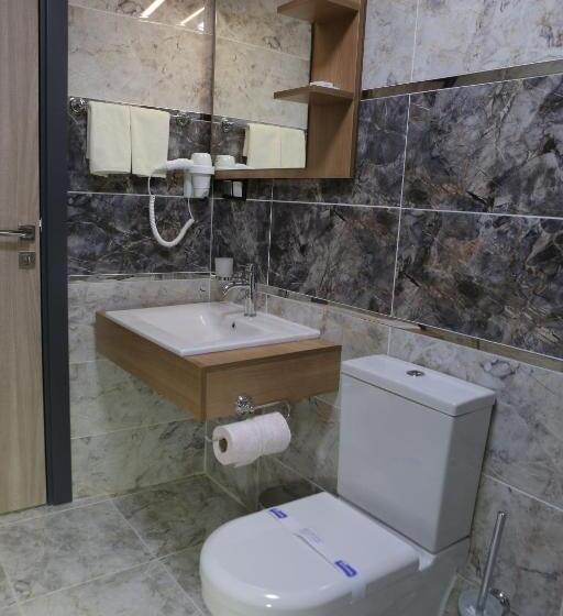 四人标准间, Korkmaz Otel
