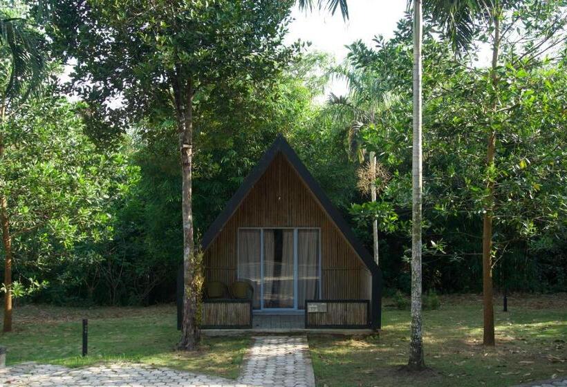 디럭스 코티지, Dbambookamp Desa Wisata Ekang