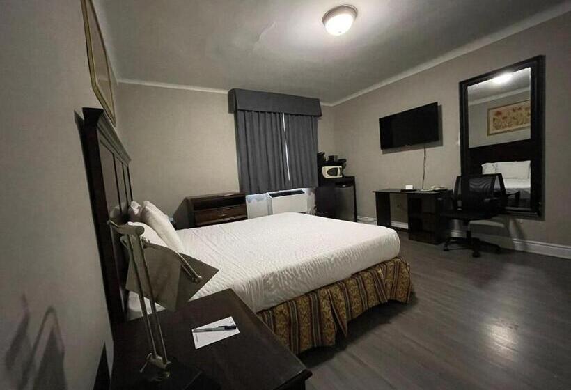 Стандартный Номер Кровать Кинг, Travelodge By Wyndham London Ontario