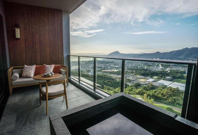 Номер Клуб, Ana Intercontinental Beppu Resort & Spa, An Ihg