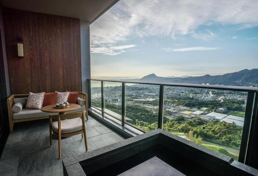 Номер Клуб, Ana Intercontinental Beppu Resort & Spa, An Ihg