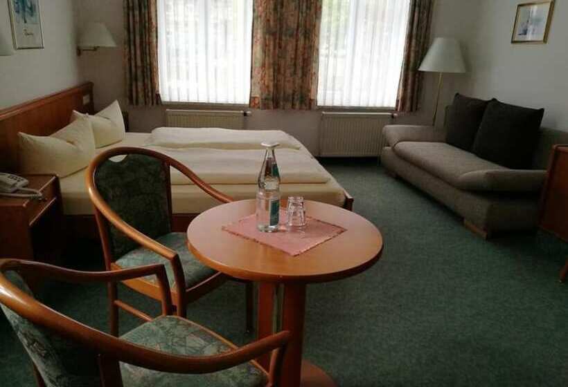 家庭间, Pension Am Kurpark
