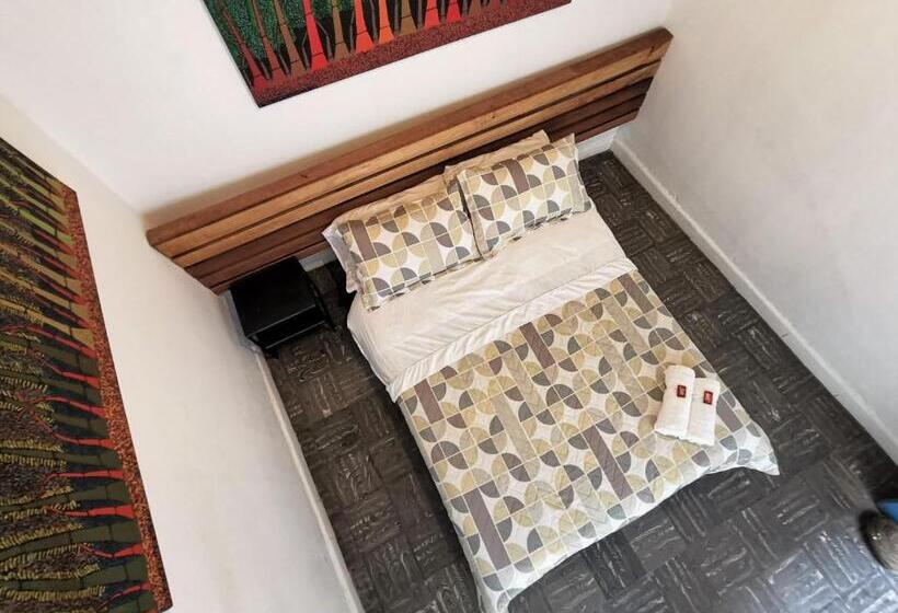 Семейный Номер, Hostel Once Once