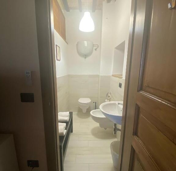 스위트, Gh Borgo Pulciano Agriturismo