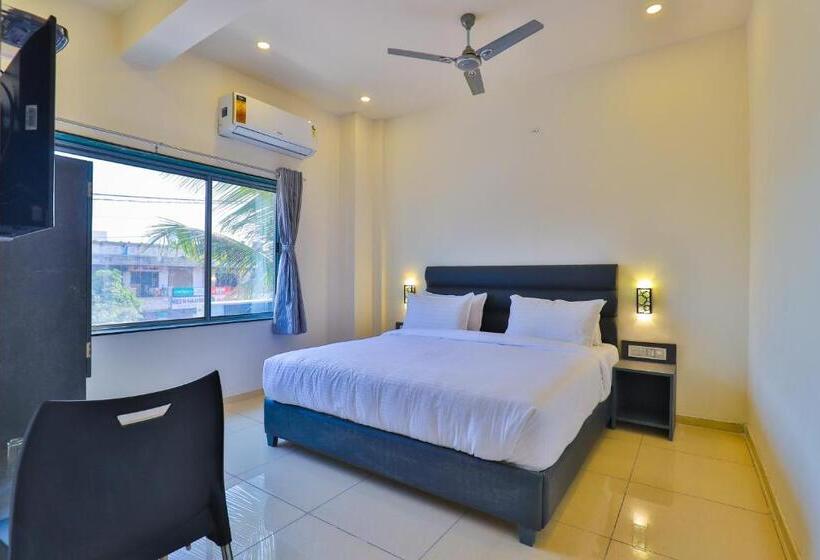 Quarto Deluxe, Nova Hotel New Crossroad