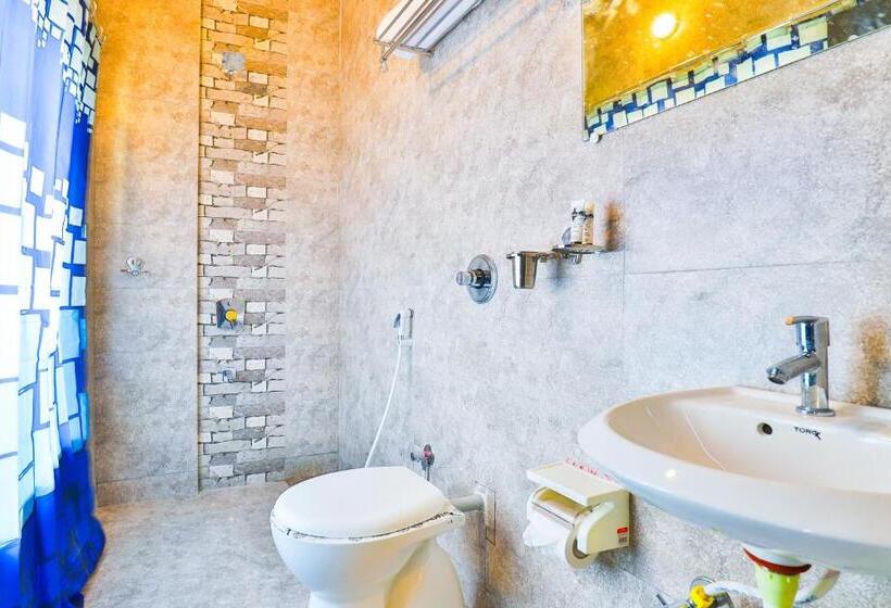 Quarto Deluxe, Nova Hotel New Crossroad