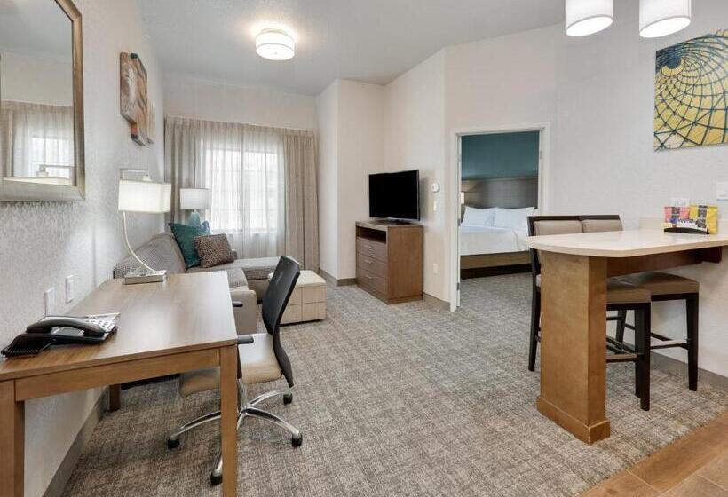 스위트 킹사이즈 침대, Staybridge Suites   San Antonio   Schertz, An Ihg
