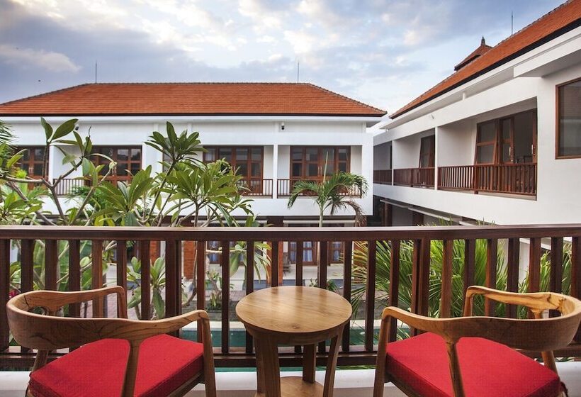 Студио Стандарт Вид на Бассейн, Sahadewa Suites Residence
