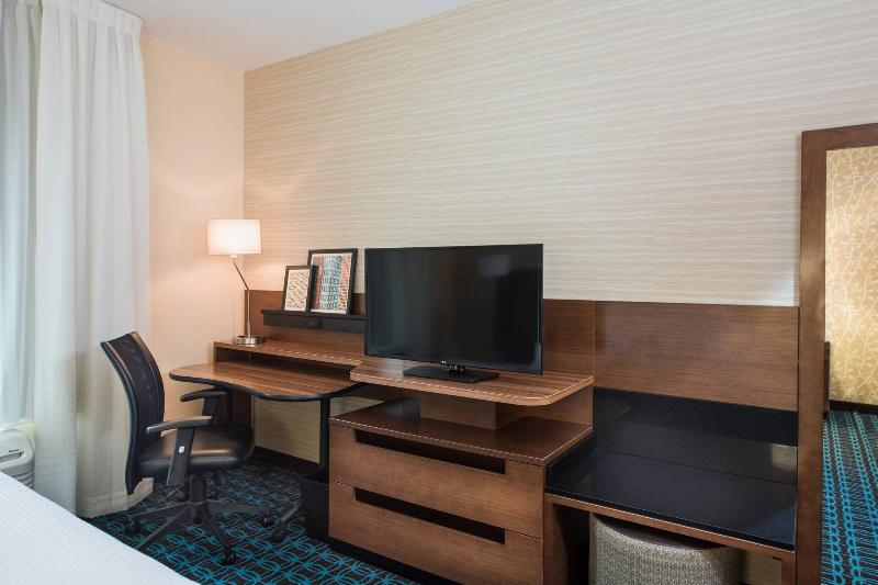 חדר סטנדרט עם מיטת קינג, Fairfield Inn & Suites By Marriott Dayton