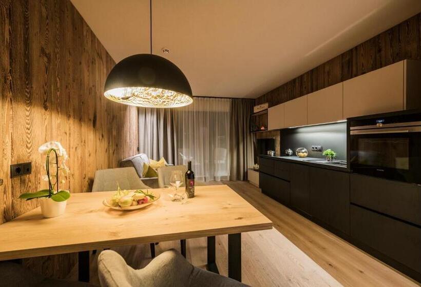 آپارتمان سوپریور 1 خوابه, K1 Mountain Chalet   Luxury Apartements