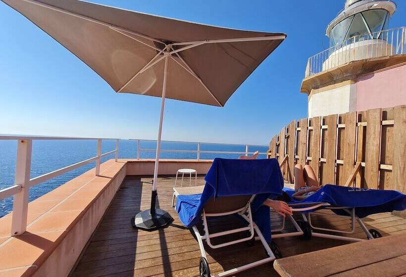 Люкс Deluxe Вид на Море, Resort Faro Di Punta Fenaio