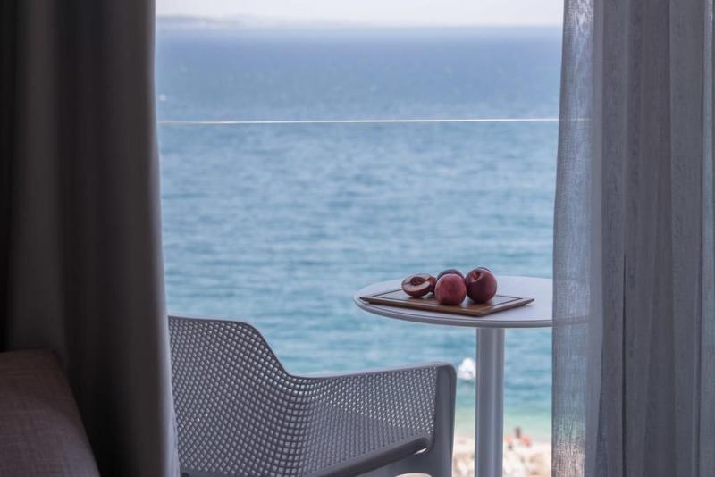 オーシャンビュースーペリアースイート, Glow Boutique Hotel & Suites
