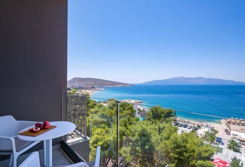 オーシャンビュースタンダードルームバルコニー付き, Glow Boutique Hotel & Suites
