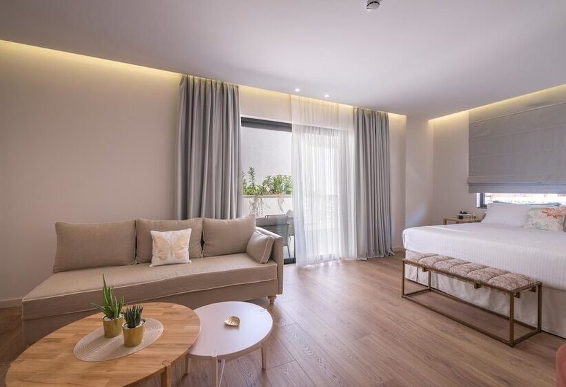 オーシャンビューデラックススイート, Glow Boutique Hotel & Suites