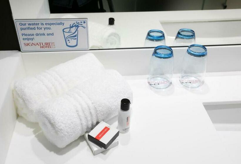 Chambre Deluxe, Onomo Hotel Waterfront