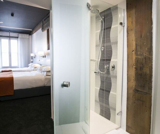 Chambre Standard, Onomo Hotel Waterfront