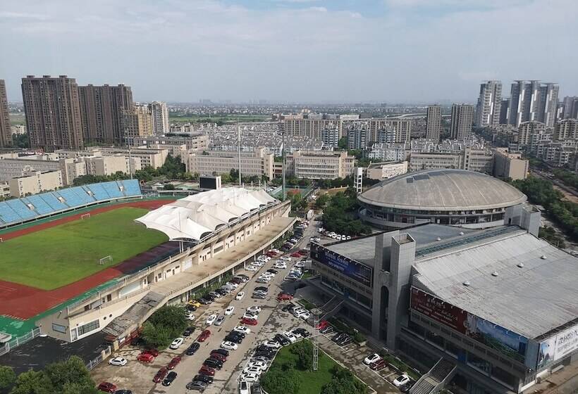 Номер Клуб, Renaissance Hangzhou Northeast