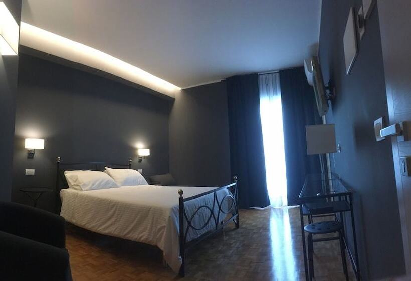 Номер Deluxe, Robin Rooms