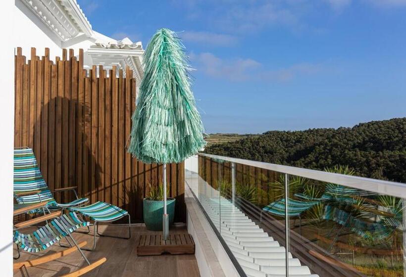 سوییت جونیور با چشم‌انداز دریا, Emcasa Boutique Guesthouse