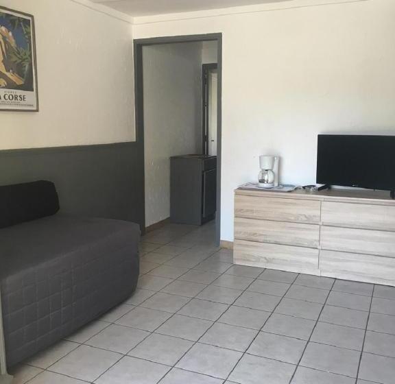 Апартаменты 1 Спальня с Террасой, Bungalows Filippi