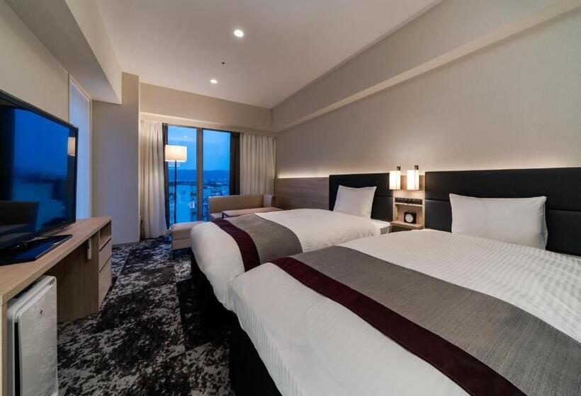 Трехместный Номер Deluxe, Daiwa Roynet Hotel Himeji