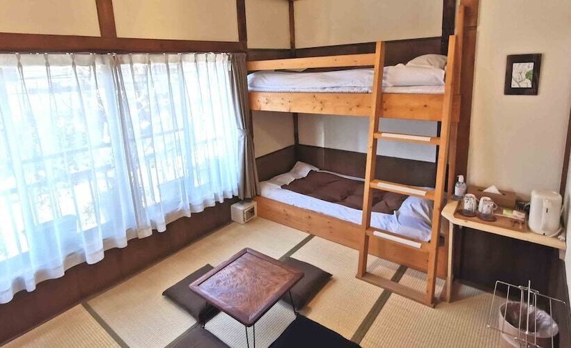 Семейный Номер, Komatsuya