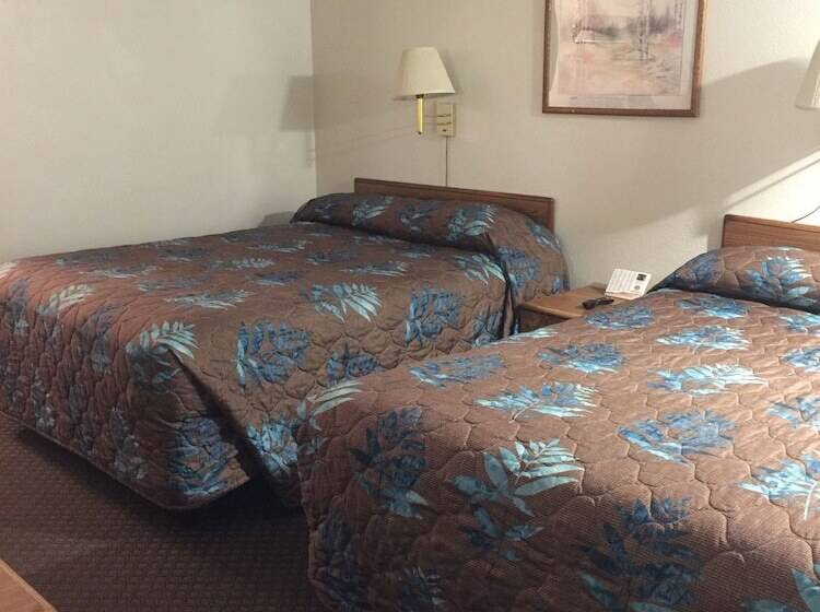 Номер Стандарт, Lazy U Motel