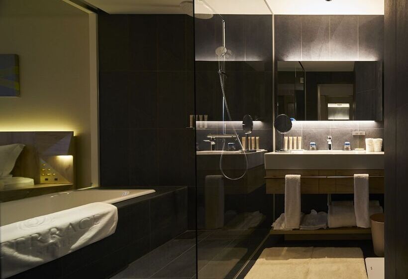 Номер Deluxe с Гидромассажем, Garden Terrace Saga Hotel & Resorts