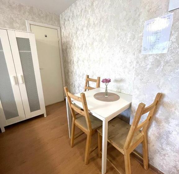 コンフォートトリプルルーム, Savan House Easy Kaunas