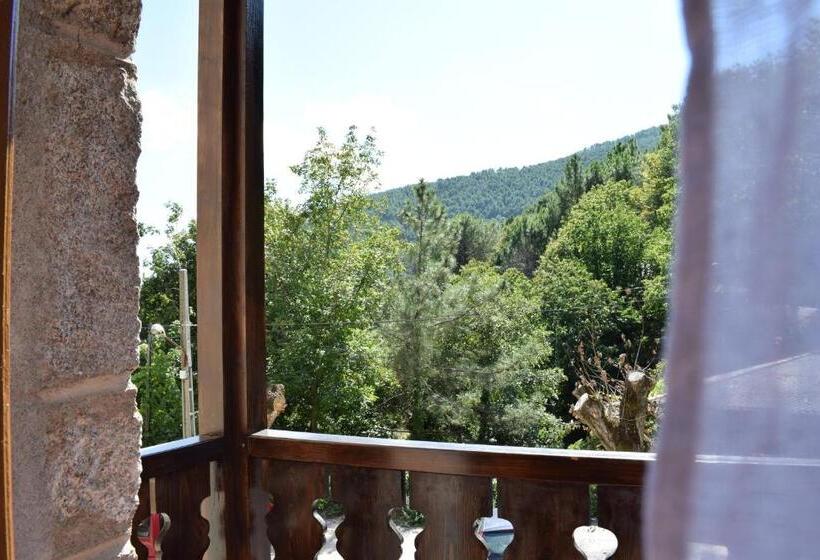 발코니가 있는 스위트, Hostal Cielo De Gredos