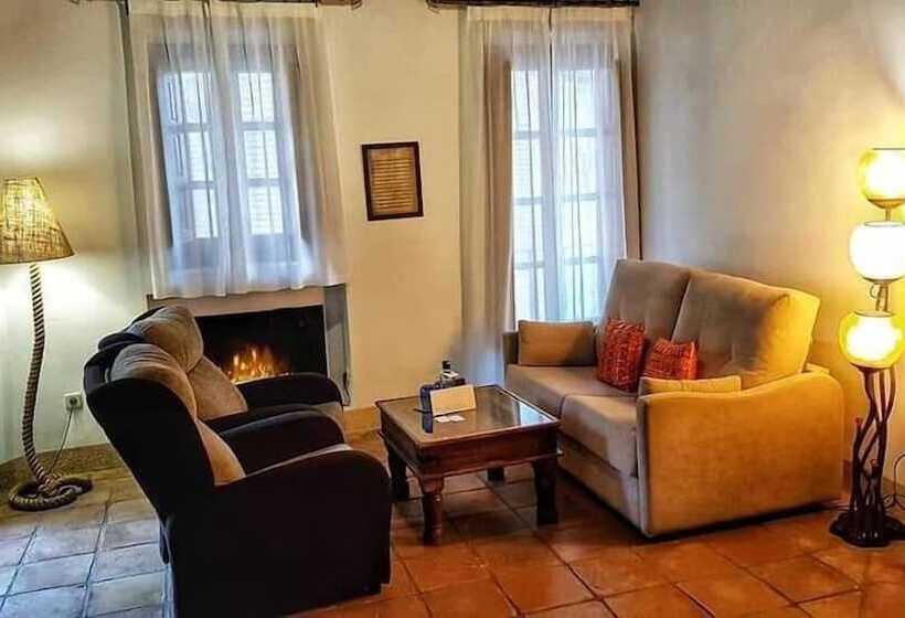 سوییت جونیور با بالکن, Entre Dos Aguas Hotel Boutique